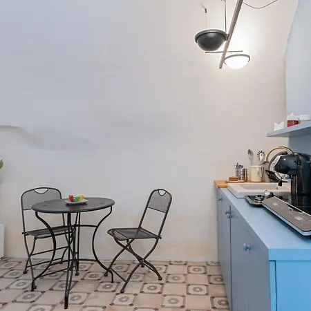 Corso Mazzini White *