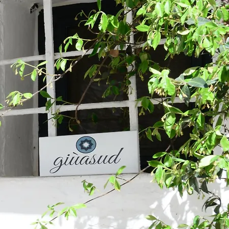 Corso Mazzini White Apartment