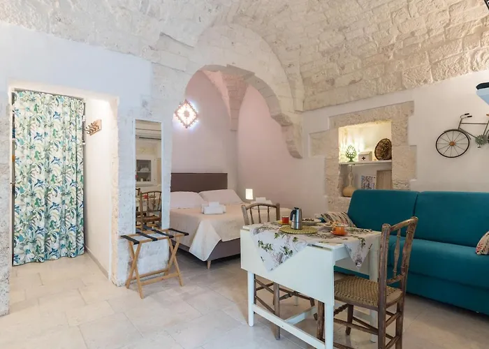 Corso Mazzini White אוסטוני